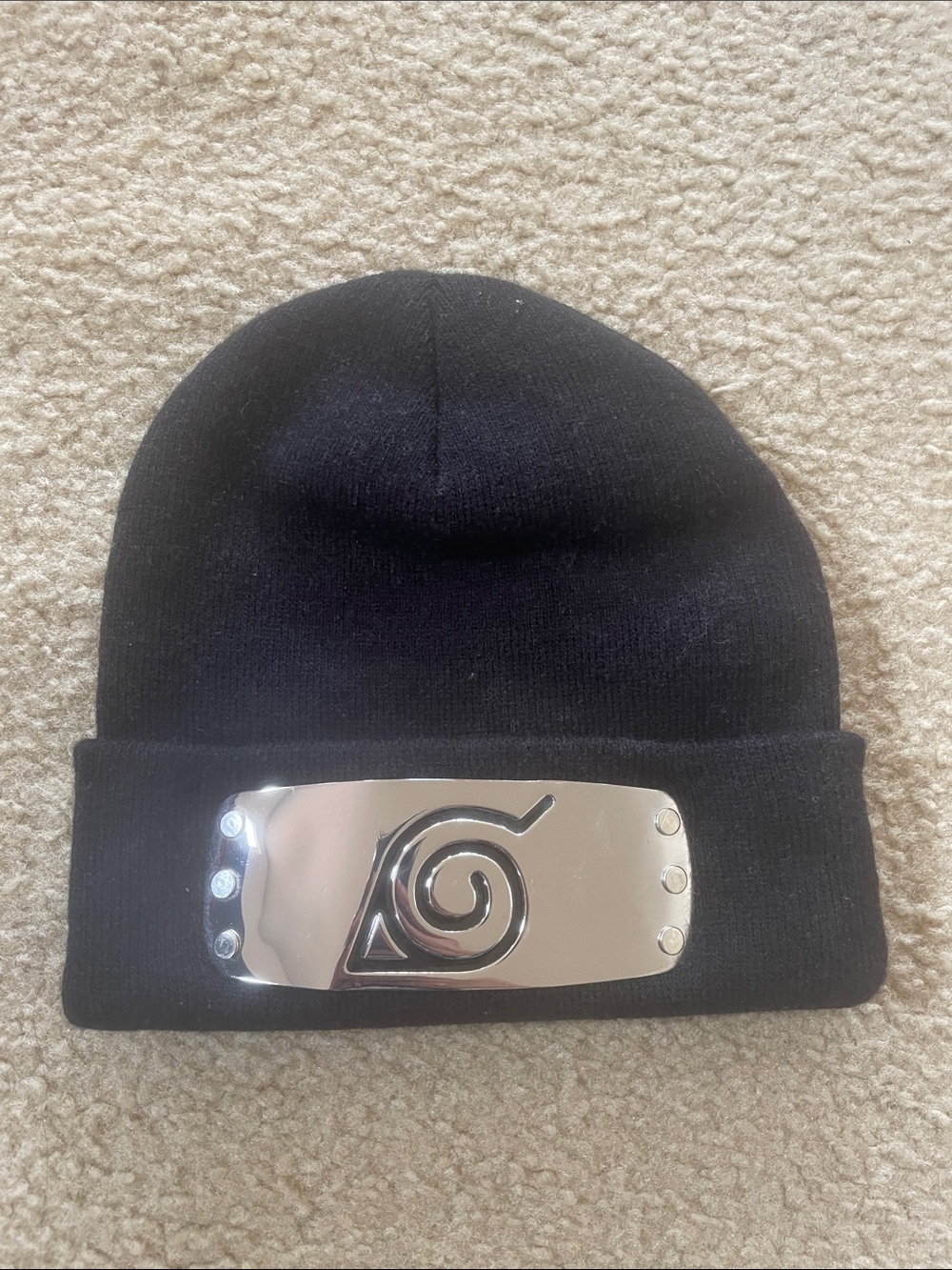 Naruto beanie with bendable metal leaf village symbol